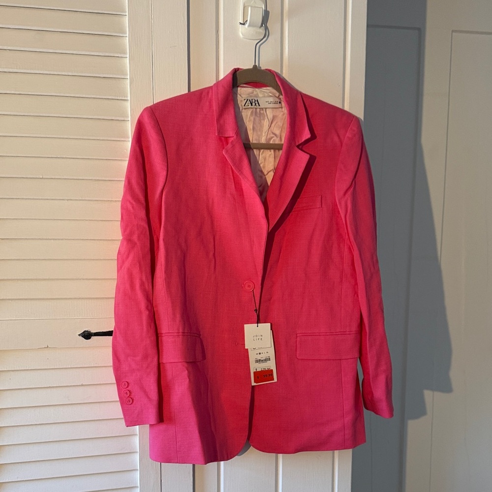Zara Women's Bright Pink Blazer